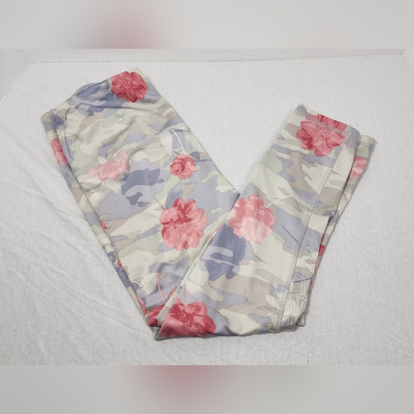 RBX CROP WOMEN'S YOGA LEGGINGS, SIZE MEDIUM, FLORAL - Picture 10 of 10